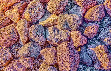 piedra volcanica roja para jardin